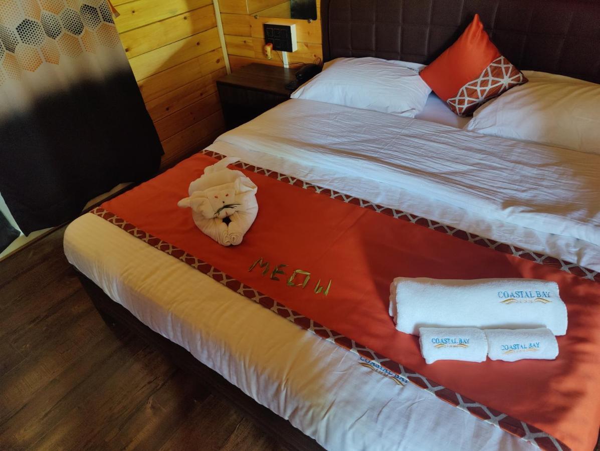 Coastal Bay Inn Alibag Bagian luar foto