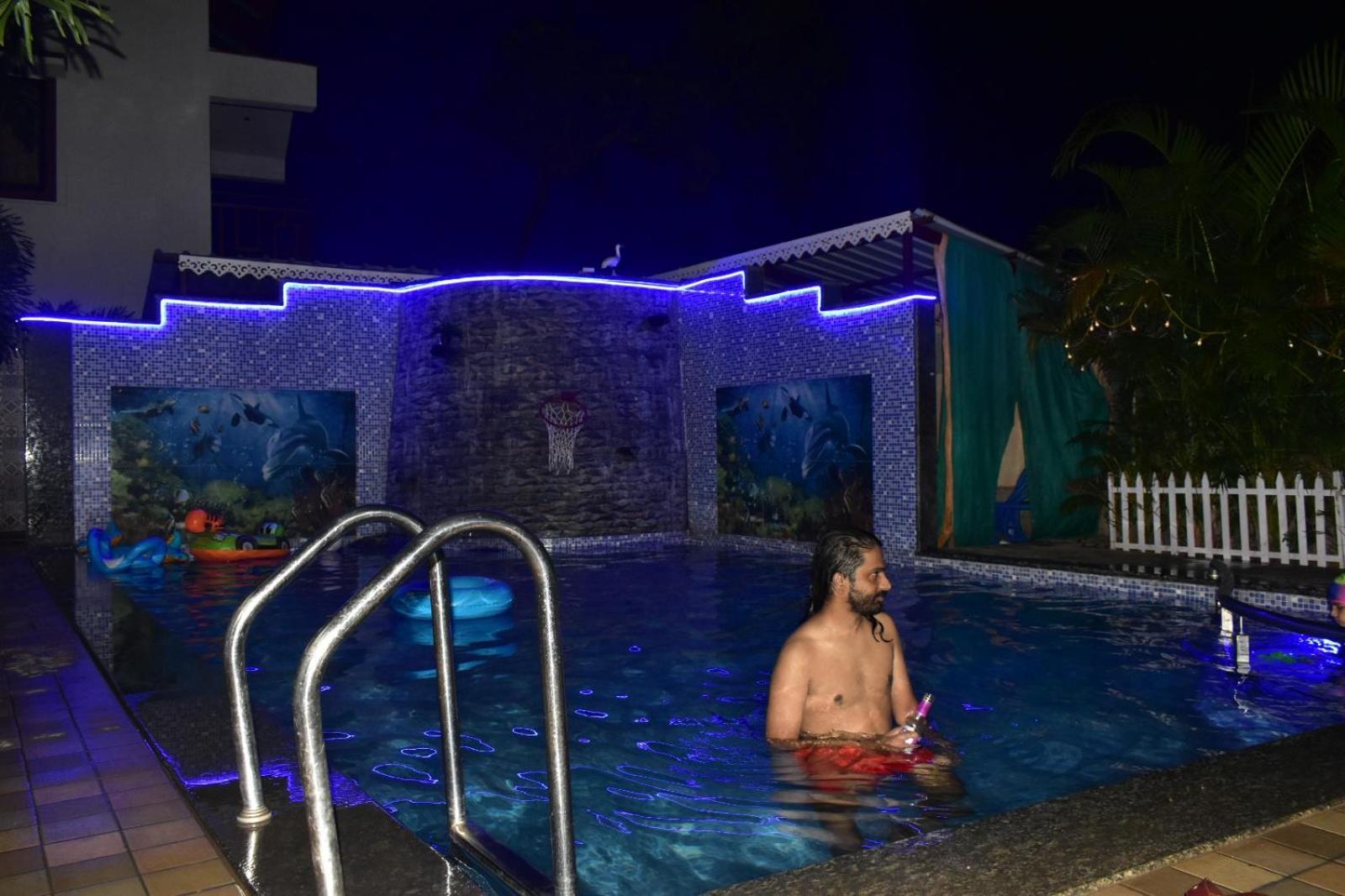 Coastal Bay Inn Alibag Bagian luar foto
