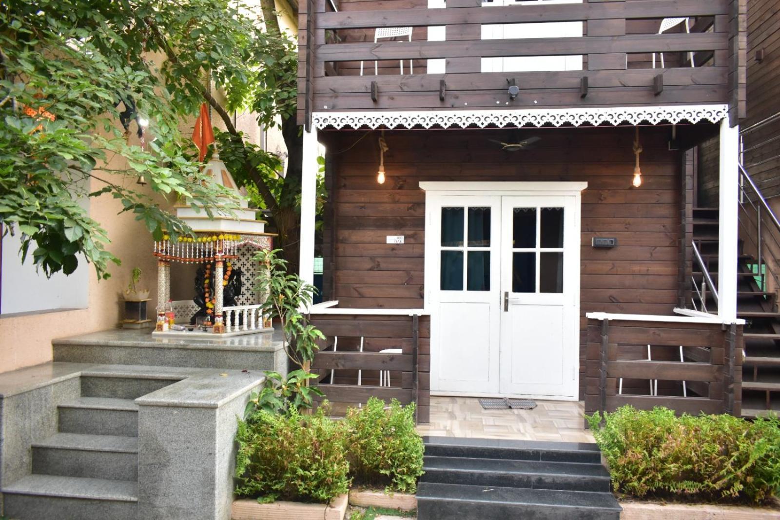Coastal Bay Inn Alibag Bagian luar foto