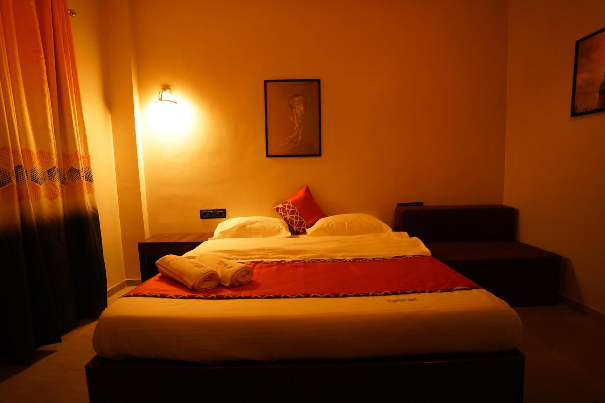 Coastal Bay Inn Alibag Bagian luar foto